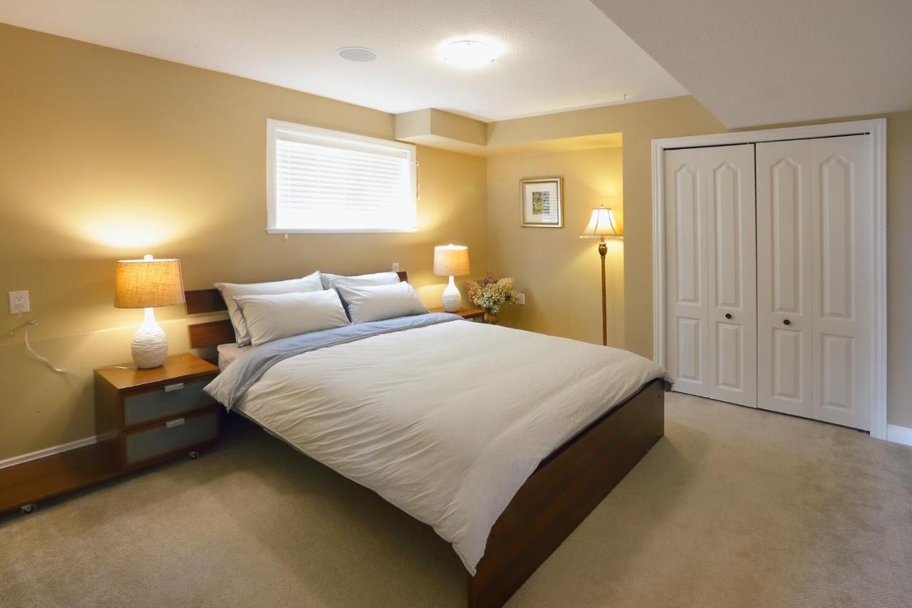 Lovely J Home -Stunning River View Cozy Two Bedroom Private Suite New Westminster Eksteriør bilde