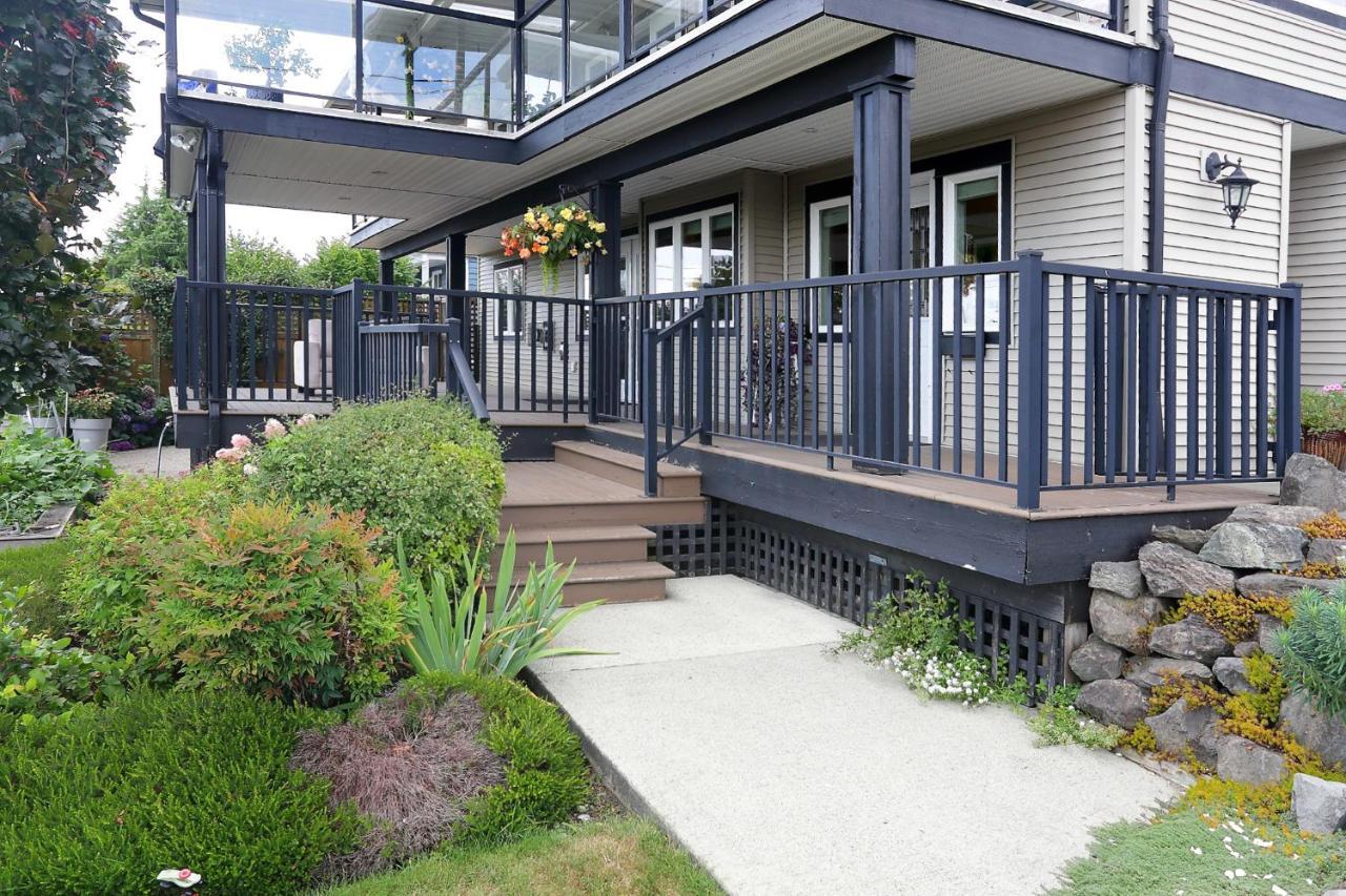 Lovely J Home -Stunning River View Cozy Two Bedroom Private Suite New Westminster Eksteriør bilde